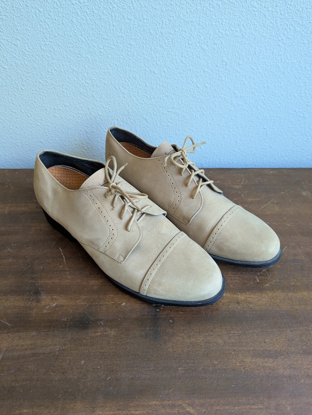 Ariat ATS Shoes Women’s 11 Monroe Oxfords Suede Lace-Up Beige Tan Brown